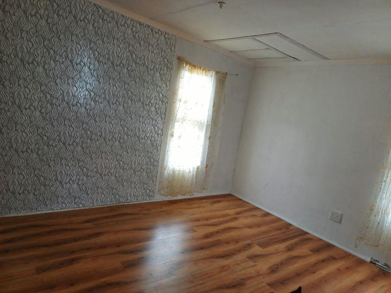 6 Bedroom Property for Sale in Mitchells Plain Central Western Cape